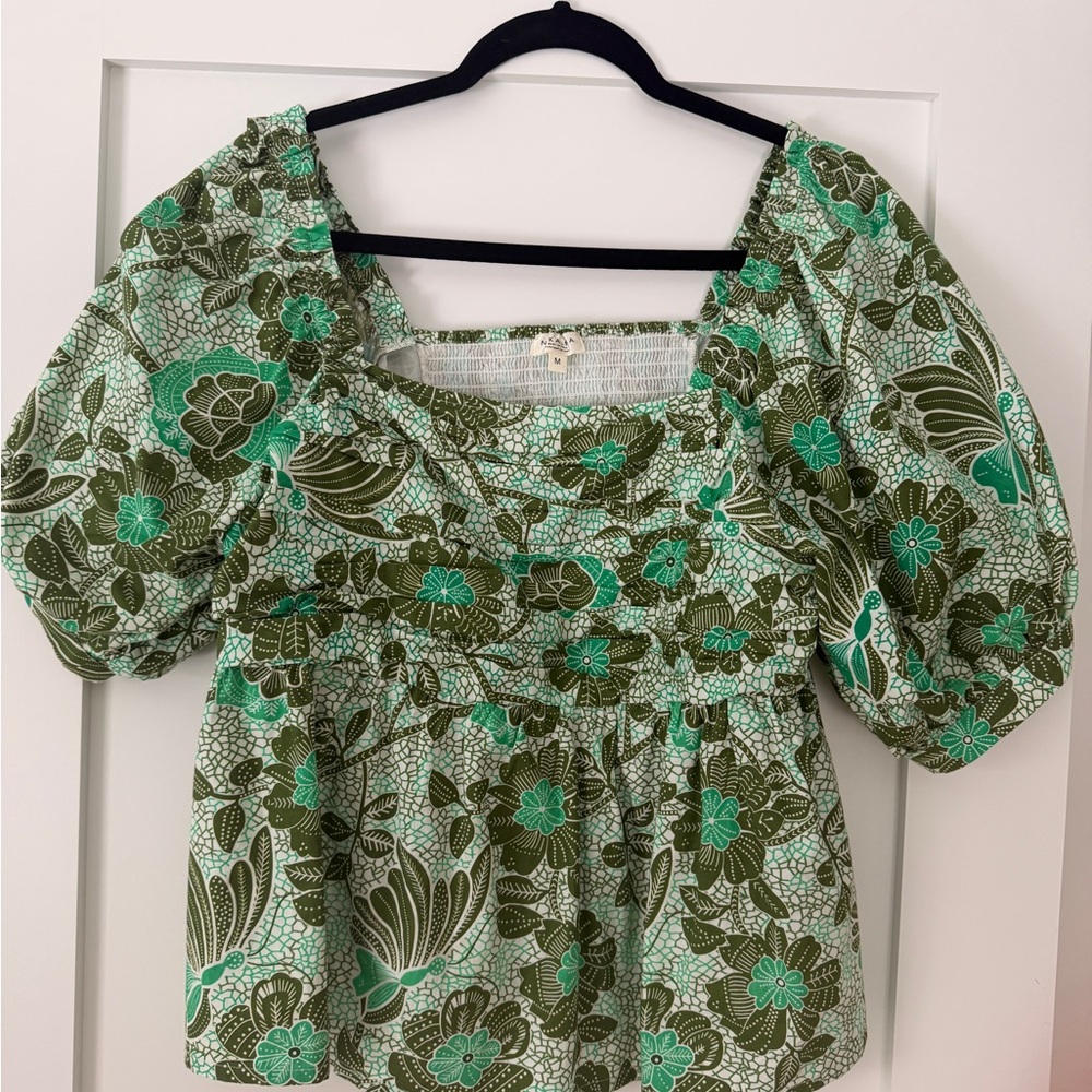 Elegant Floral Puff Sleeve Blouse